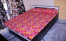 Meru Guest House
